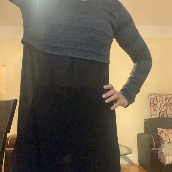 Urbanoutfitters tee - Picture 2 of 4